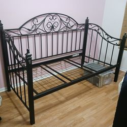 Metal Daybed (Ashley Furniture)– Twin Size, Scrollwork Design