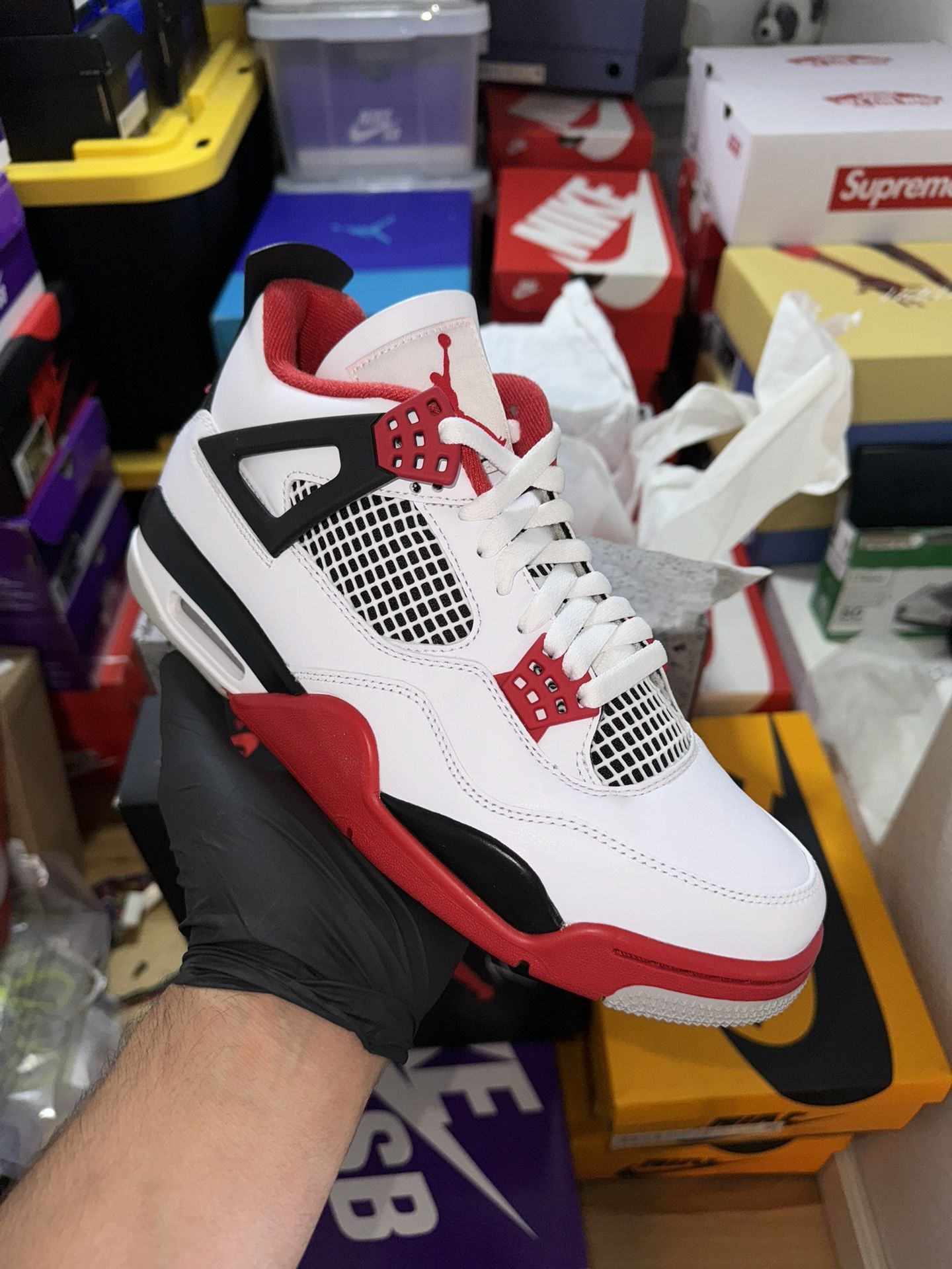 Fire Red Jordan 4 Size 9.5 Brand New