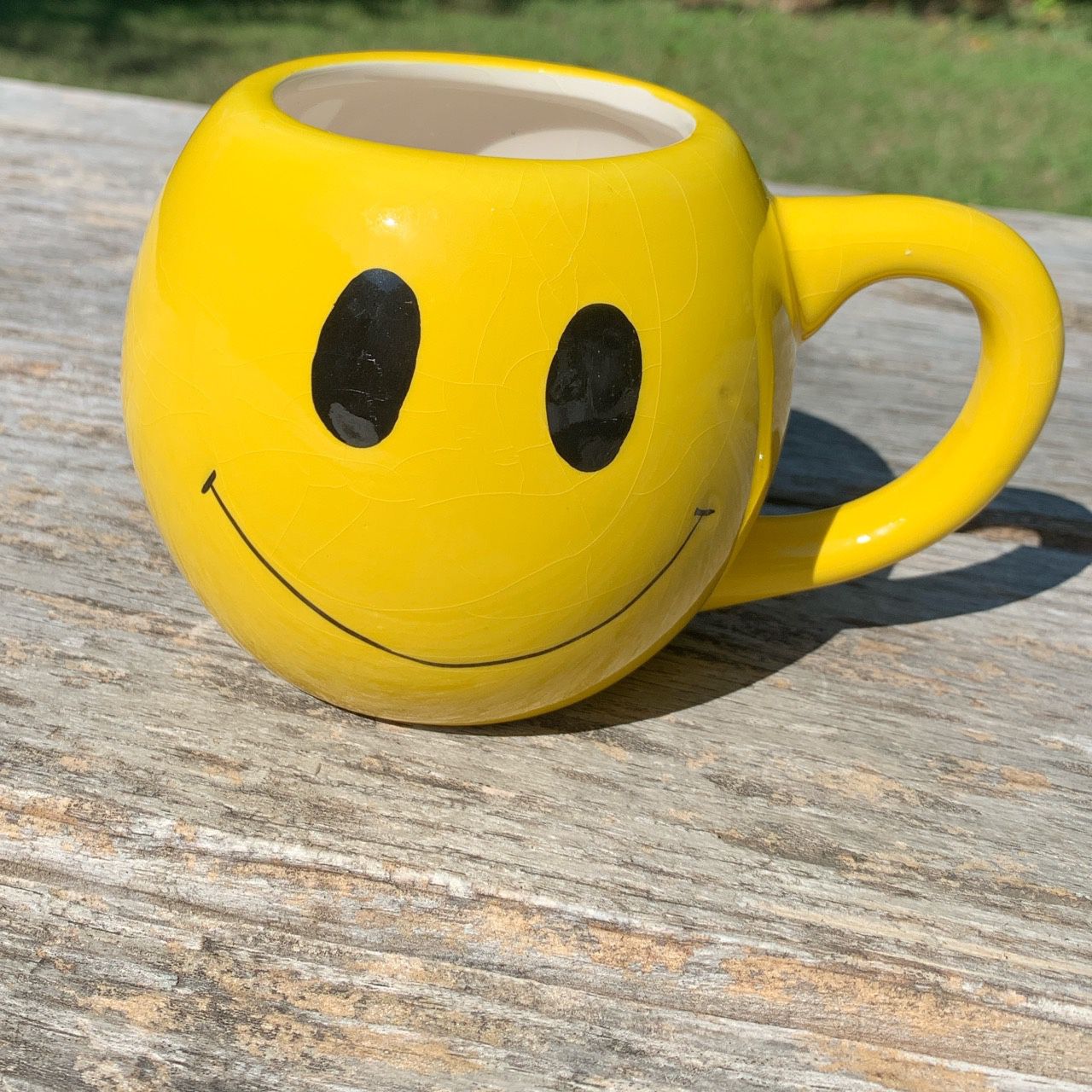 Happy Smiley Face Wink Mug