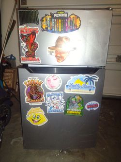 Mini fridge /freezer