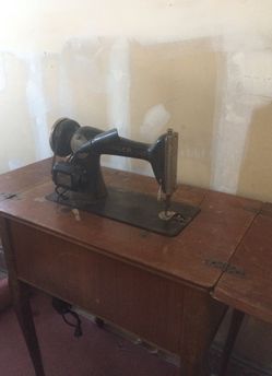 Singer sewing machine
