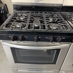 Frigidaire Gas Stove 5 Burners Stainless Steel