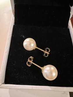 BEAUTIFUL VINTAGE 14K YELLOW GOLD WHIT FRESH PEARL EARRINGS