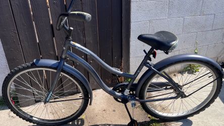 Huffy Cranbrook 26” Beach Cruiser