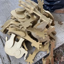 11 Elephant, 11 raffe Gold Glitter Painted  22 Total 