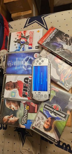 PSP Bundle 🎮⚽️🔥 console/games