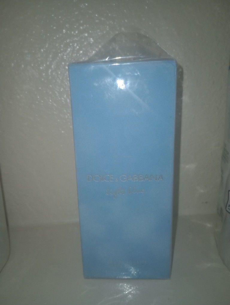 Dolce And Cabana Light Blue Perfume