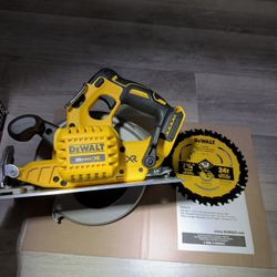 Dewalt Circular Saw