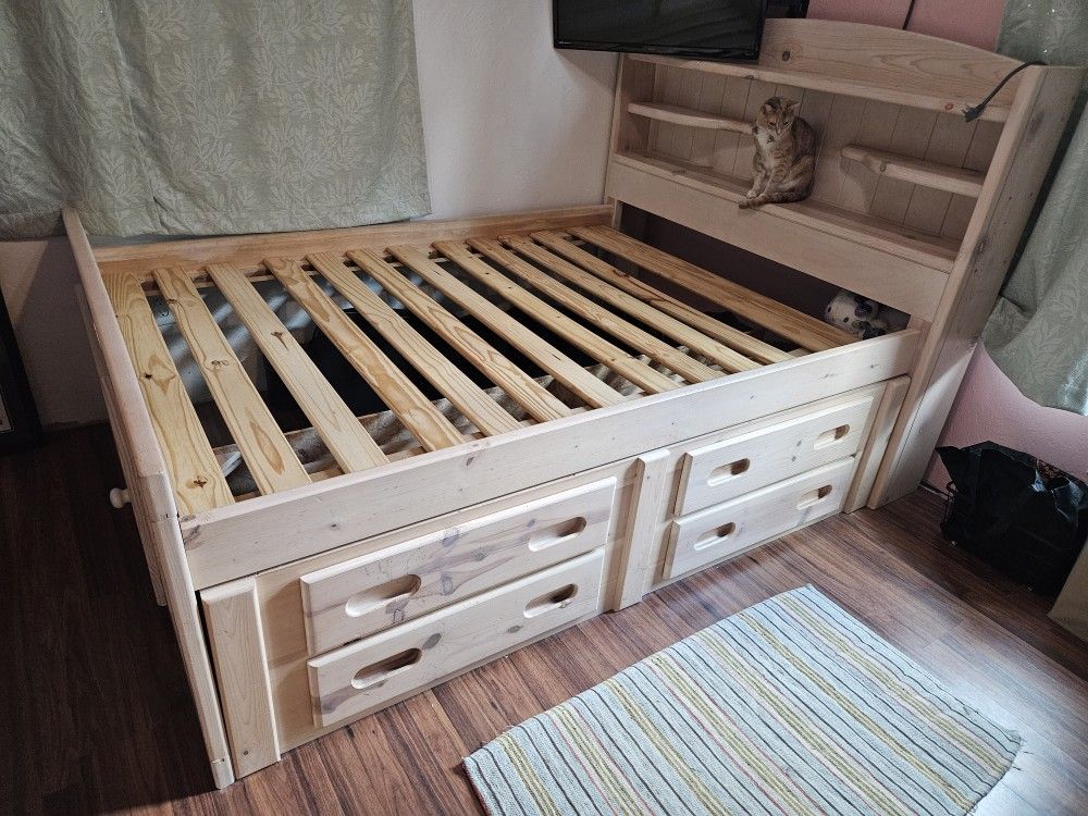 Full Size Storage Bed