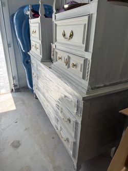 Antique Dixie Dresser with 2 nightstands