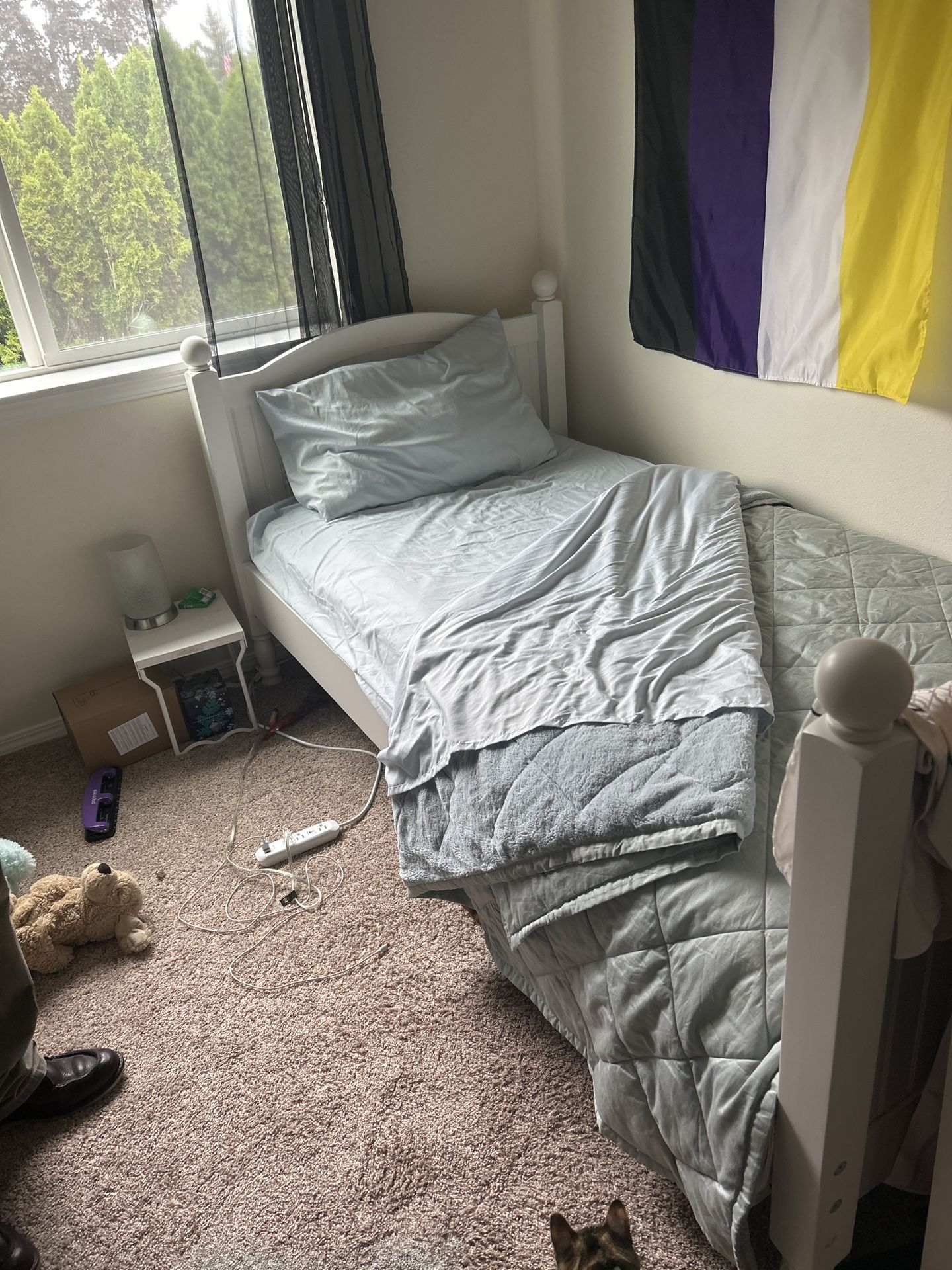 Pottery Barn Bunk Bed White Memory Foam Mattresses Included for Sale in