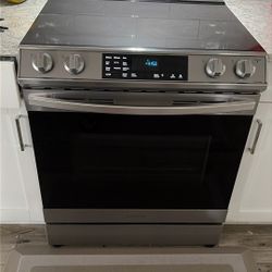 Samsung Electric Range With Air Fryer