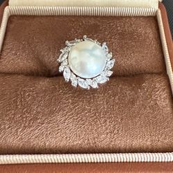 Elegant Freshwater Pearl Adjustable Ring with Zircon Accents