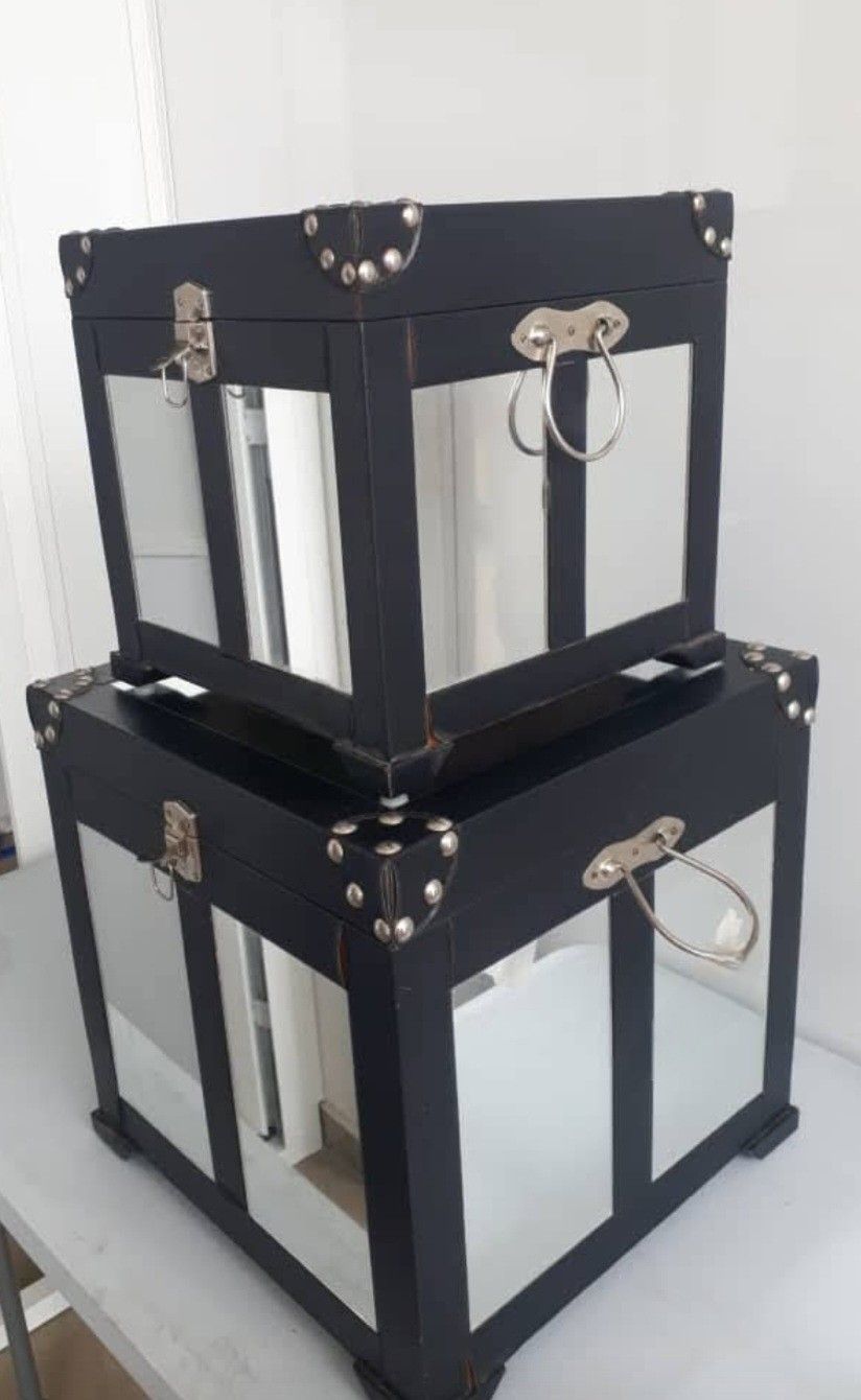 Mirrored storage boxes 2pc