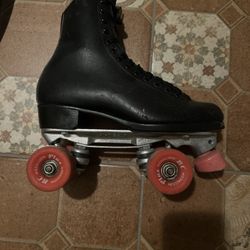 Roller skates 