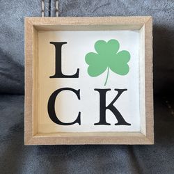 New LUCK St. Patrick’s Day Clover Shamrock Wood Sign