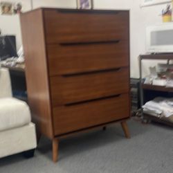 New Mcm Chest Dresser / Free Delivery 