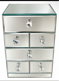 Mirror vanity box