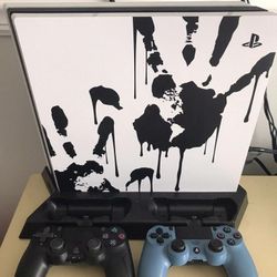 PS4 PRO 