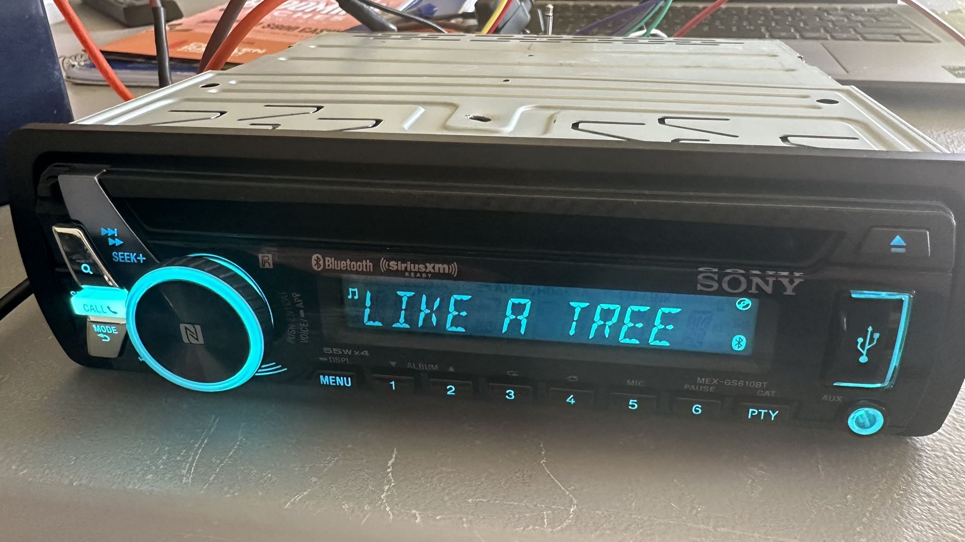 Like New Used Sony MEX-GS610BT Car Stereo CD Player Bluetooth Detachable Face Works Great