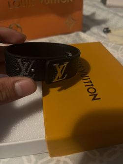 Iv bracelet