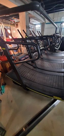 2016 Technogym Skillmill Treadmill Bundle of 4 – Good Condition – New York, NY