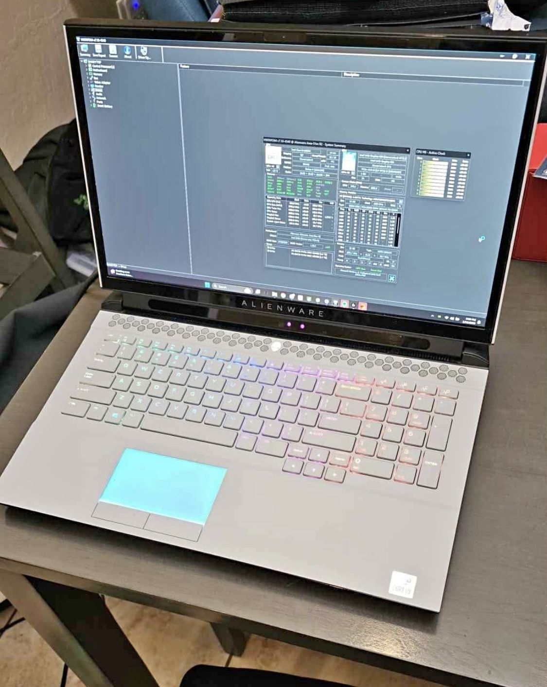 Alienware Area51m R2 Laptop MAXIMUM SPECS with Alienware EGPU Gaming Laptop And Accessories