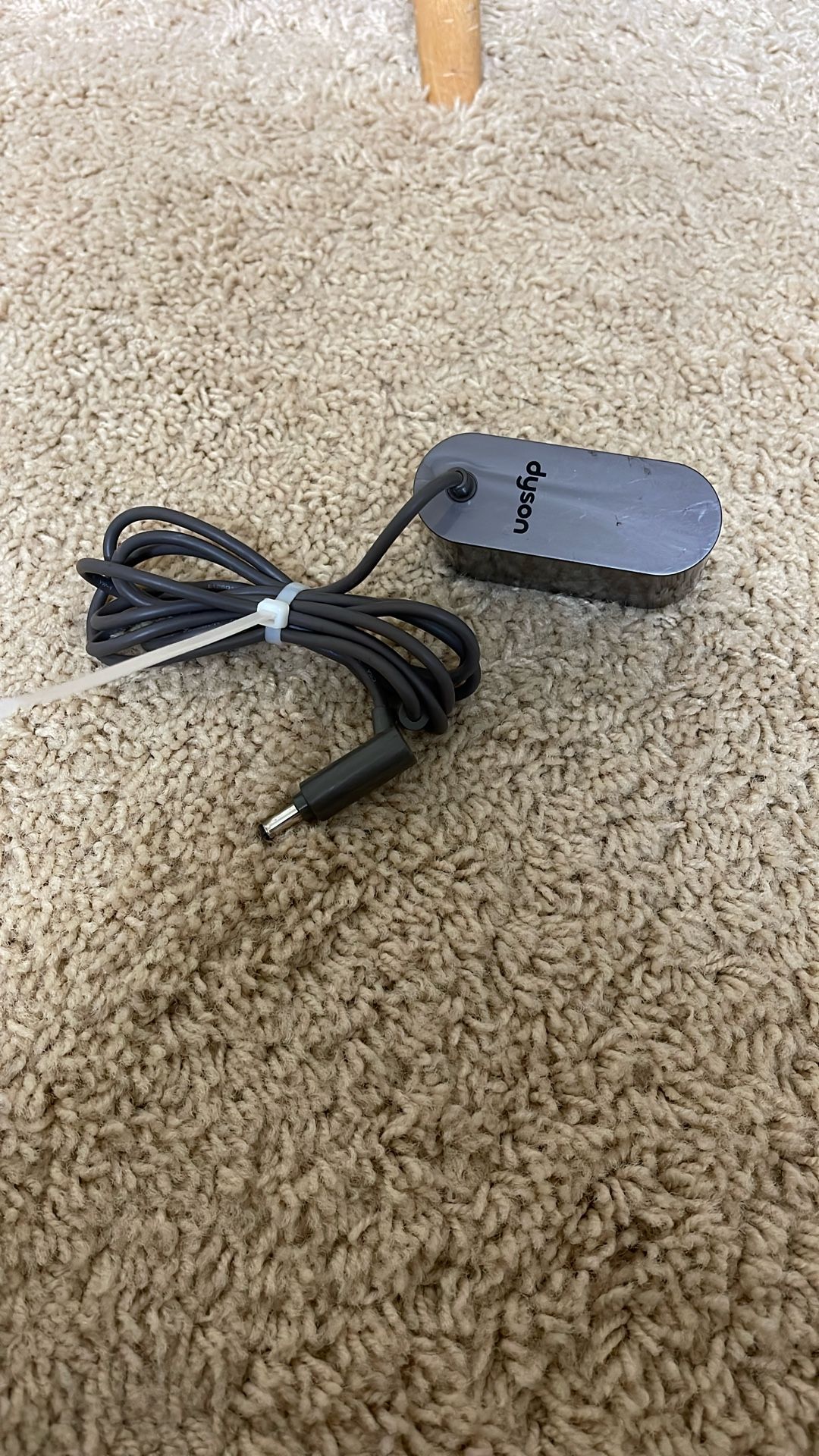 Dyson Vacuum Cleaner Charger Class 2 Battery Charger 64506-07