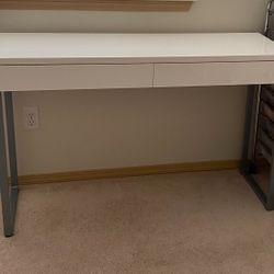vanity desk 