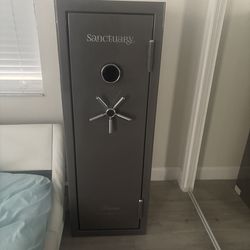 Sanctuary safe  , Caja fuerte