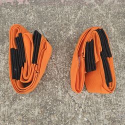 Forearm forklift moving straps