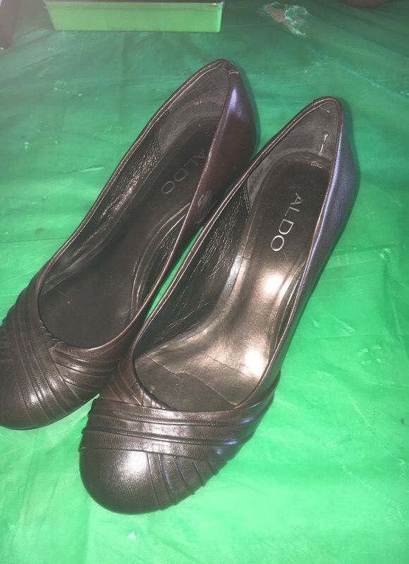 Wedges size 7