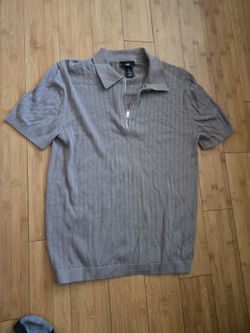 Mens small shirt