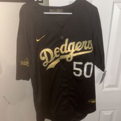 Nike Mookie Betts Dodgers jersey in black & gold size xl