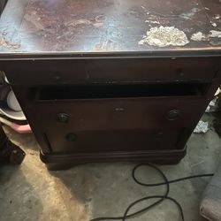 Wood Dresser 