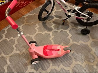 Radio flyer 3 wheel kids scooter FREE