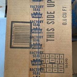 1990 fleer baseball unopened factory sealed rack  case includes rookies of Sammy Sosa, Larry walker, etc