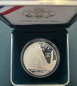 1994-P, Vietnam Veterans Memorial Commemorative Silver Dollar.