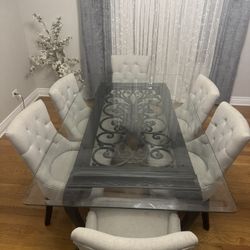 For Sale: Dining Table Set with 6 Chairs – Like New - $1,000