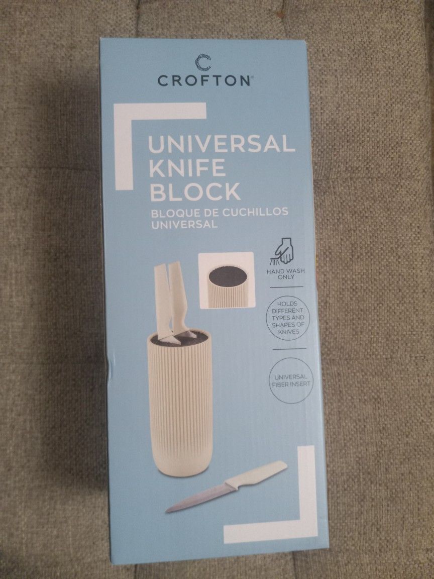 New Universal Knife Block
