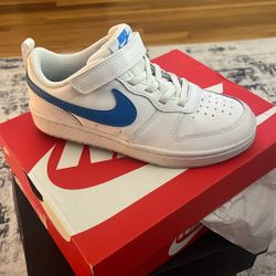 Big Boys Nike Court Borough