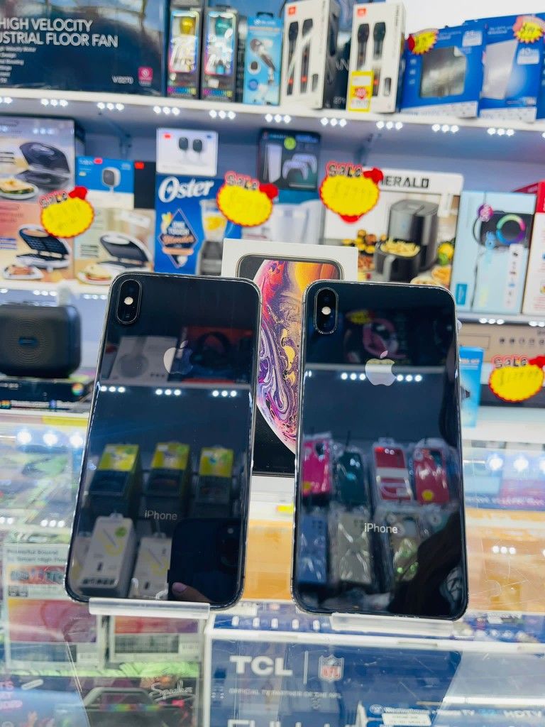 Iphone XS Max 64gb Unlocked