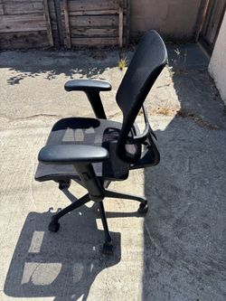 WORKPRO ERGONOMIC DESK CHAIR-HIGH QUALITY