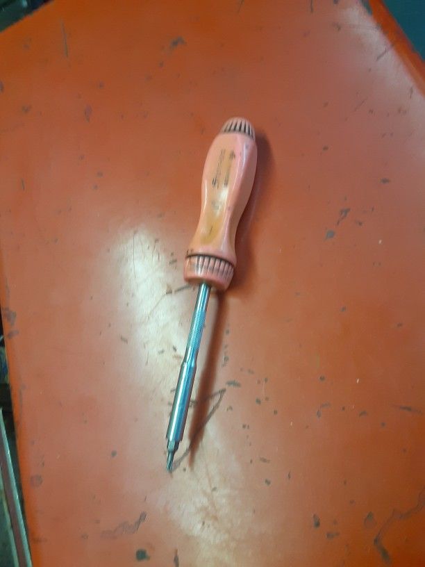 Snap On Ratcheting Screwdriver 