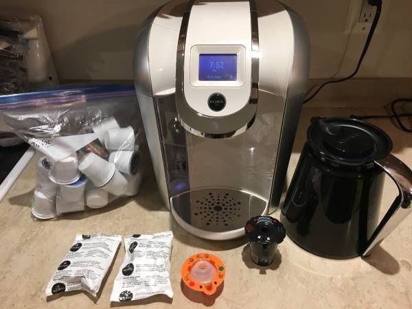 Keurig 2.0 K450 Coffee Maker in Sandy Pearl w/KCarafe, My K-Cup & Accessories