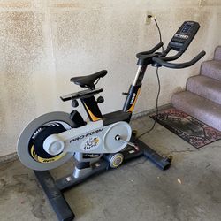 Pro Form Tour De France Exercise Bike 1350 for Sale in Tujunga