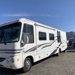 2004 Challenger 34.8 Damon