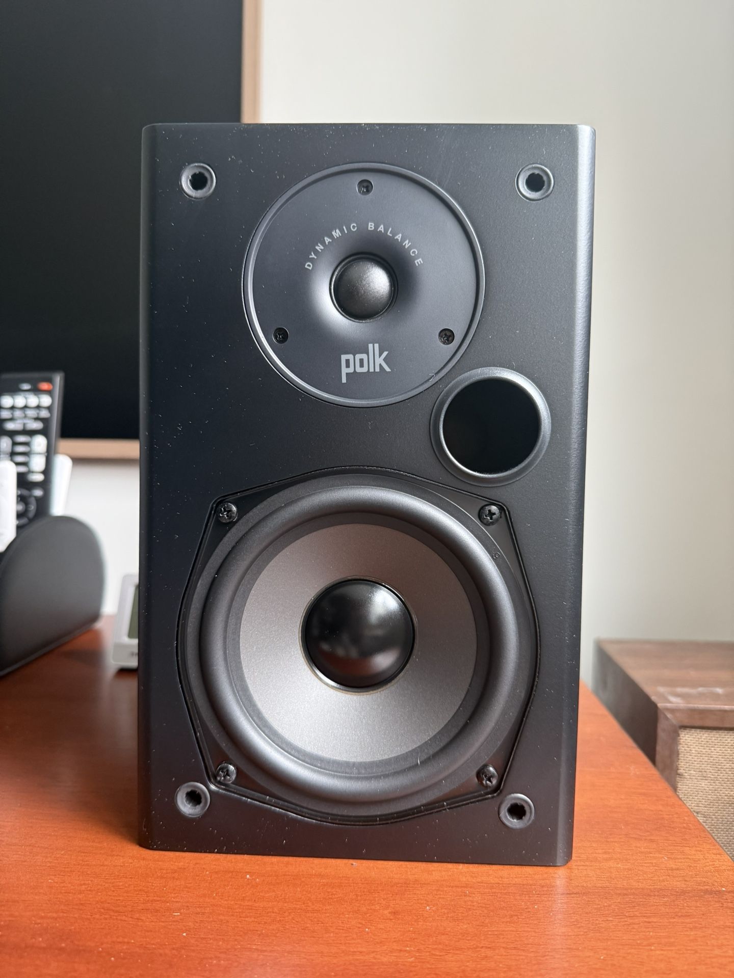 Polk Audio T15 Bookshelf Speakers