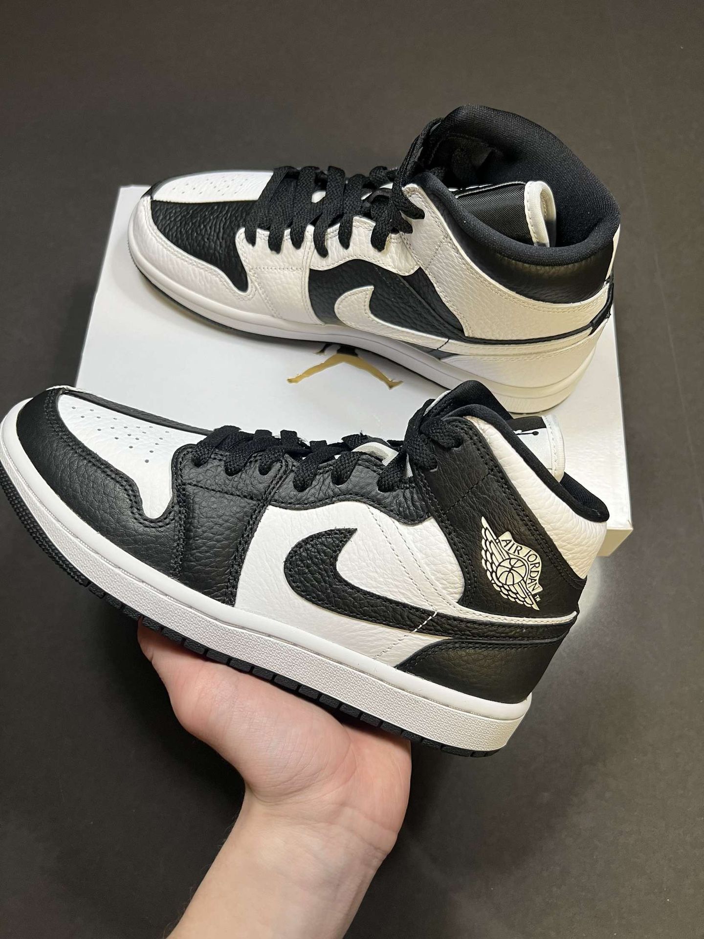 Jordan Mid Split Black And White (Women's)