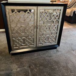 Cabinet Elegant Black With 2 Shelves 